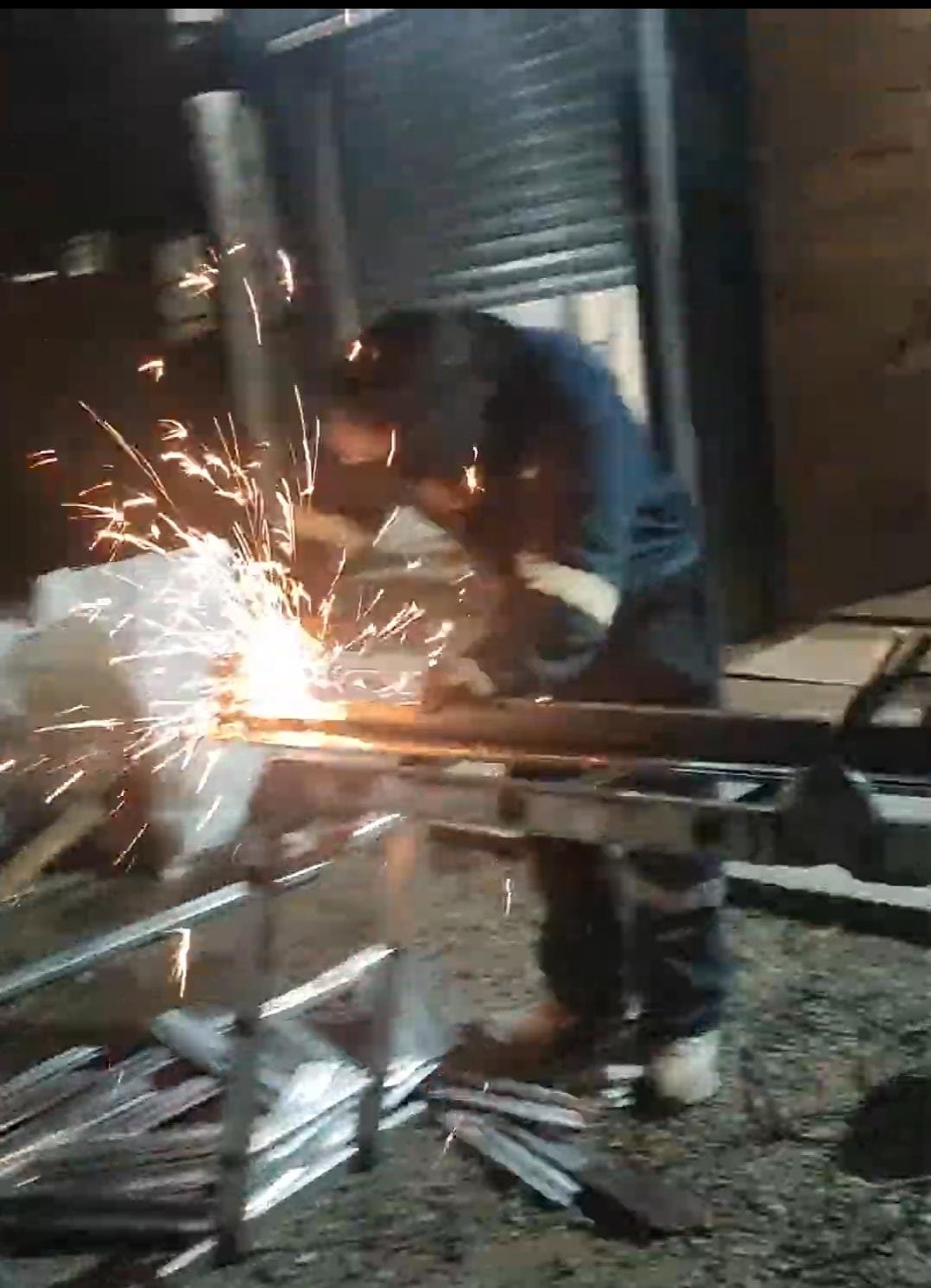 Soldadura estructural cortina metálica